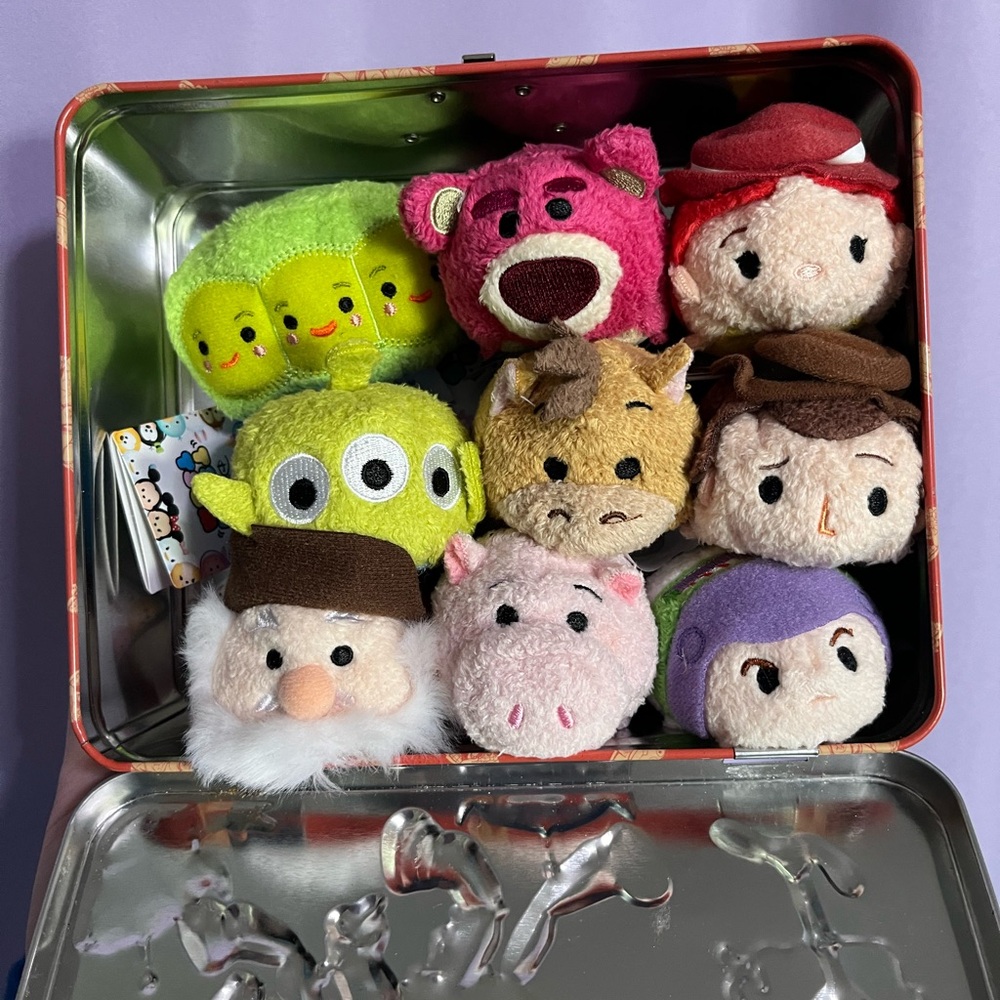Toy Story Tsum Tsum set in lunchbox